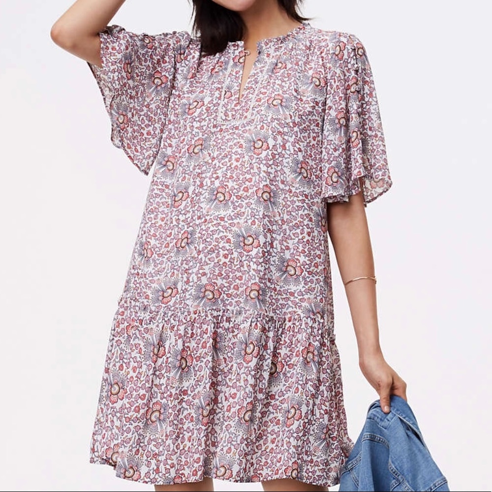 Loft flower bud button sleeve dress size small